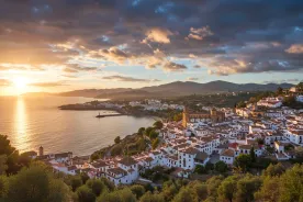 Properties for sale in Atalaya Estepona