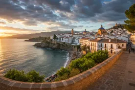 Properties for sale in El Madroñal Benahavís